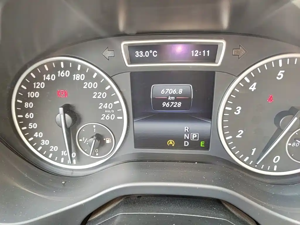 Mercedes-Benz A-Class 2015 — фото 12