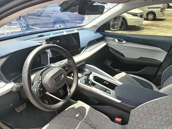 Geely Xingrui 2023