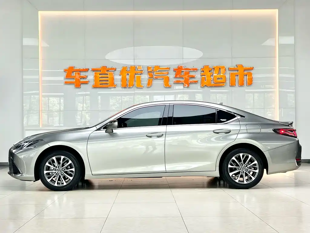 Lexus ES 2025 — фото 4