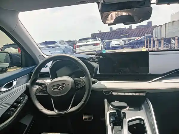 Geely Xingrui 2023