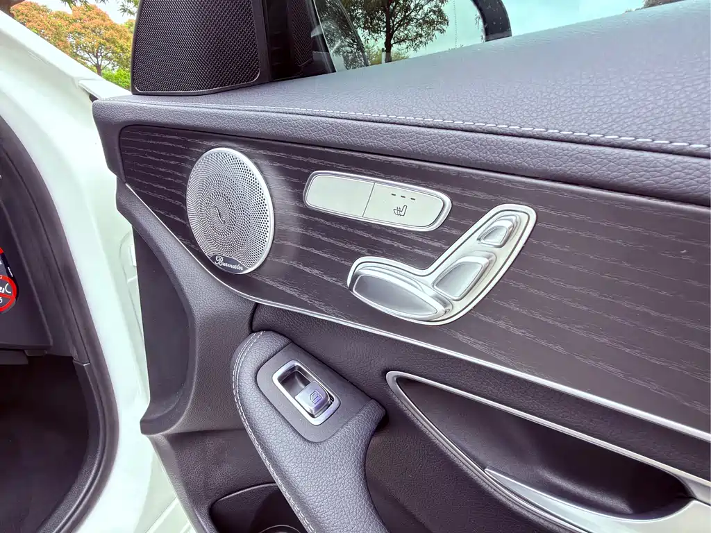 Mercedes-Benz C-Class 2020 — фото 12