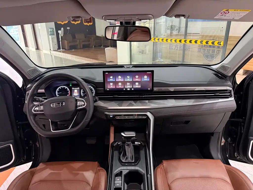 Geely Vision X6 2022 — фото 12