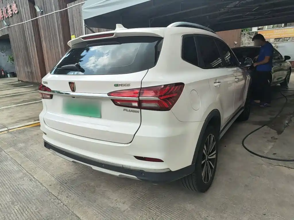Roewe RX5 New Energy 2019 — фото 7