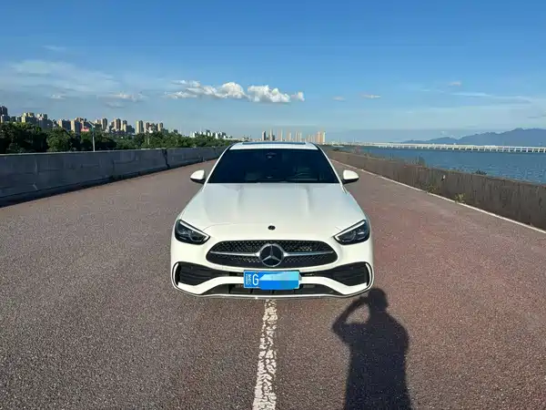 Mercedes-Benz C-Class 2022