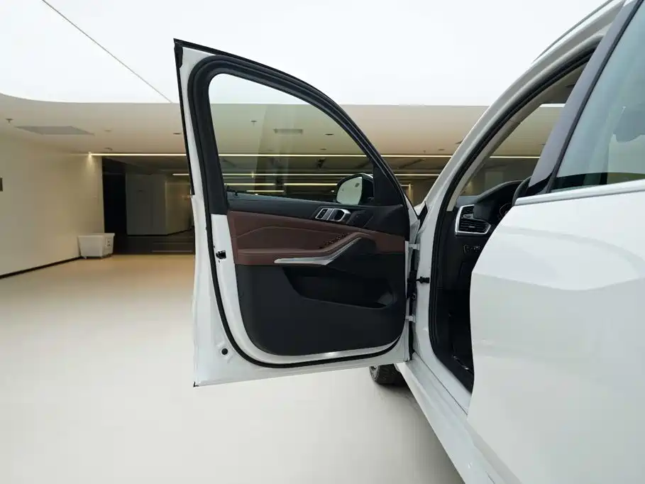 BMW X5 2020 — фото 17