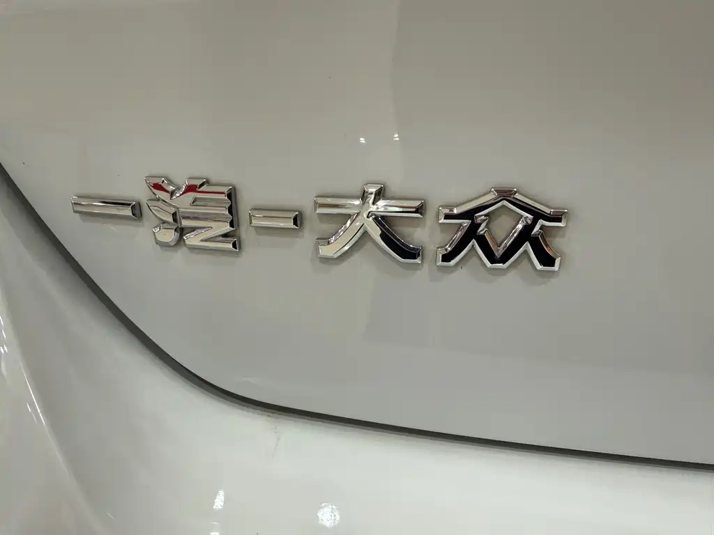 Volkswagen T-Roc 2022 — фото 19