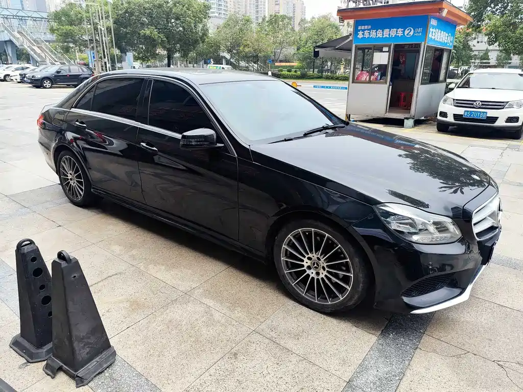 Mercedes-Benz E-Class 2015 — фото 3
