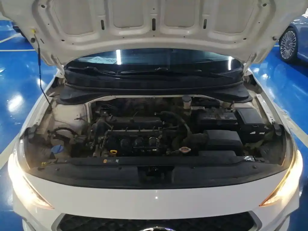 Hyundai Elantra 2021 — фото 20