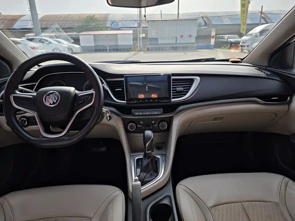 Buick Excelle 2016 — фото 4