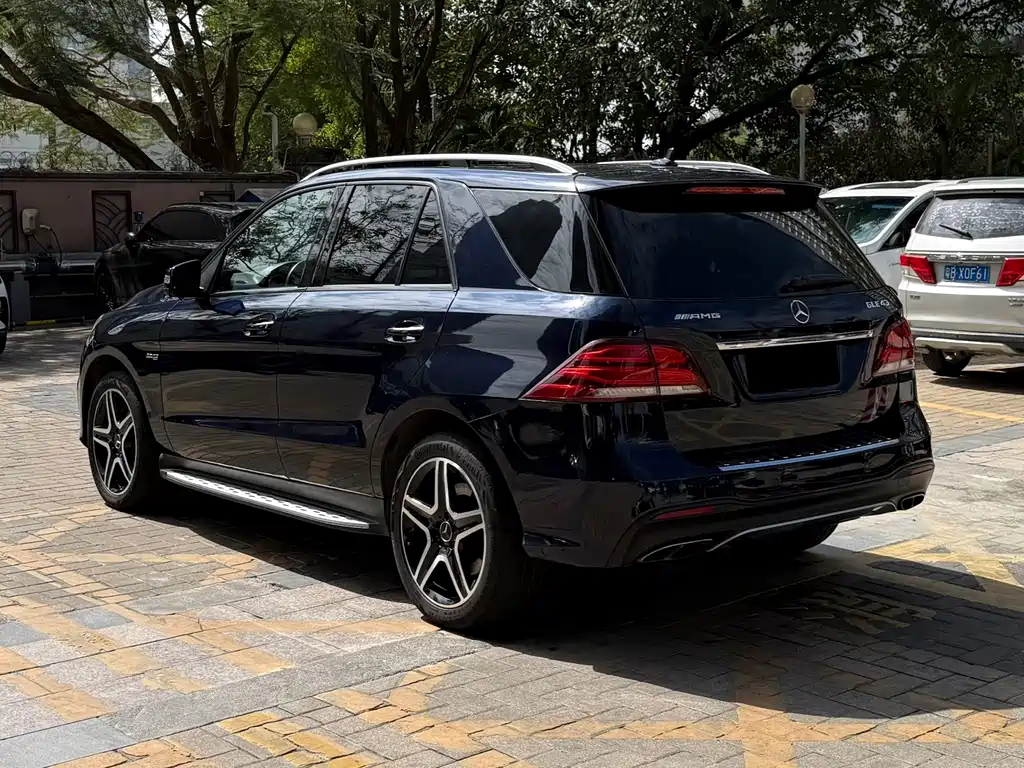 Mercedes-Benz GLE AMG 2018 — фото 20