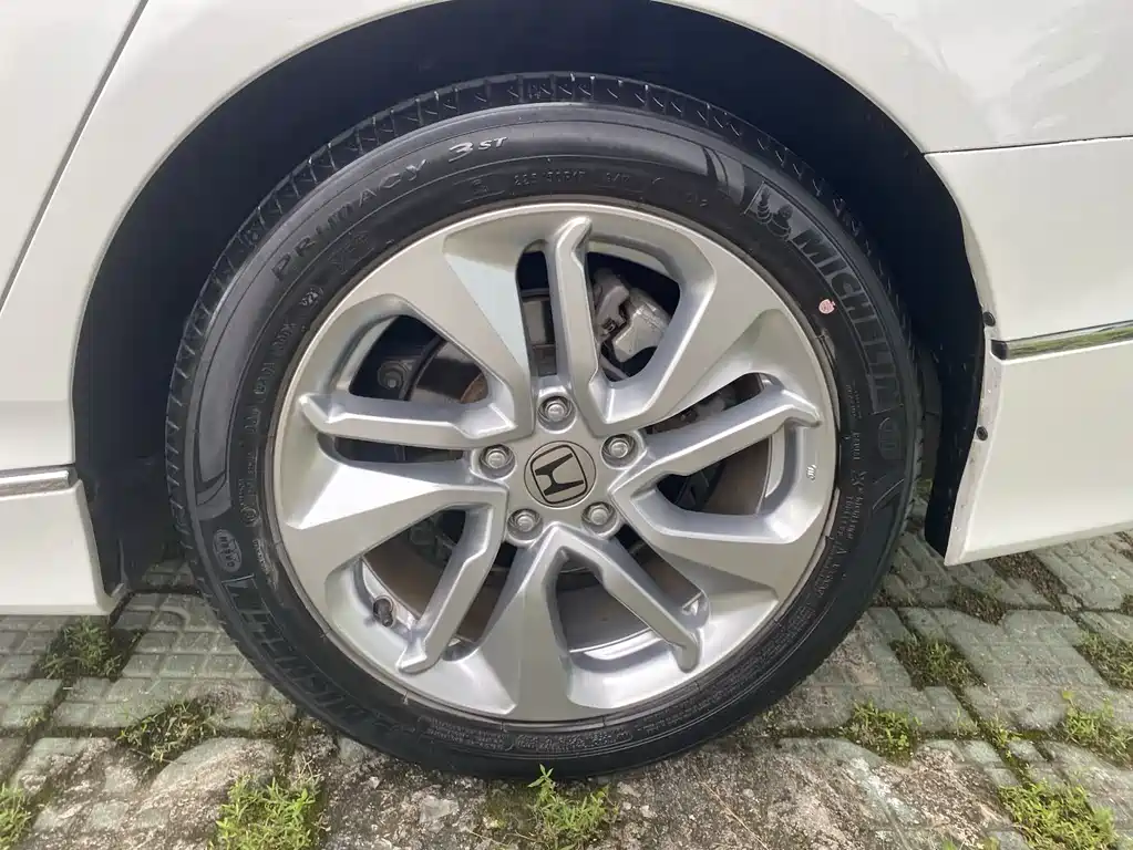 Honda Accord 2021 — фото 18