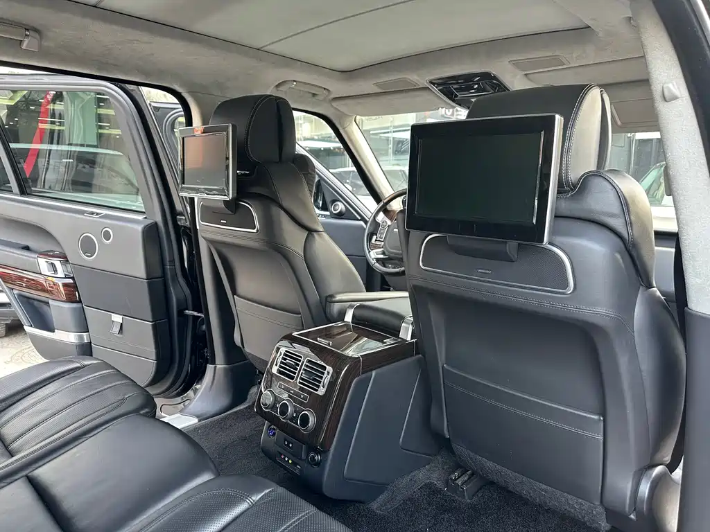 Land Rover Range Rover 2015 — фото 11