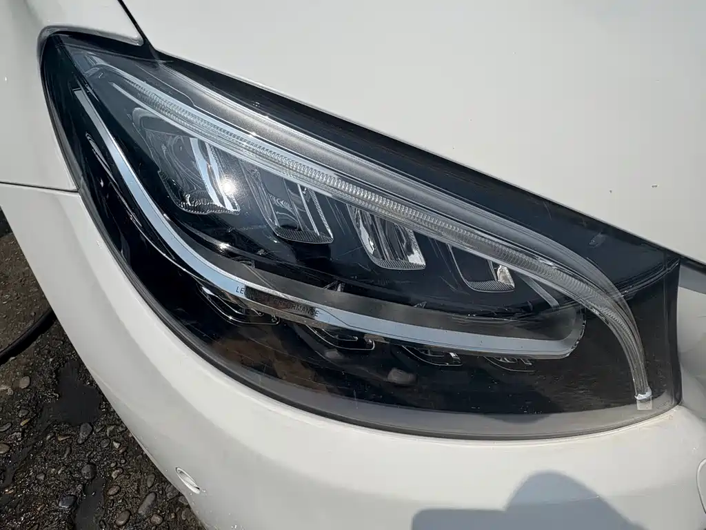 Mercedes-Benz C-Class 2018