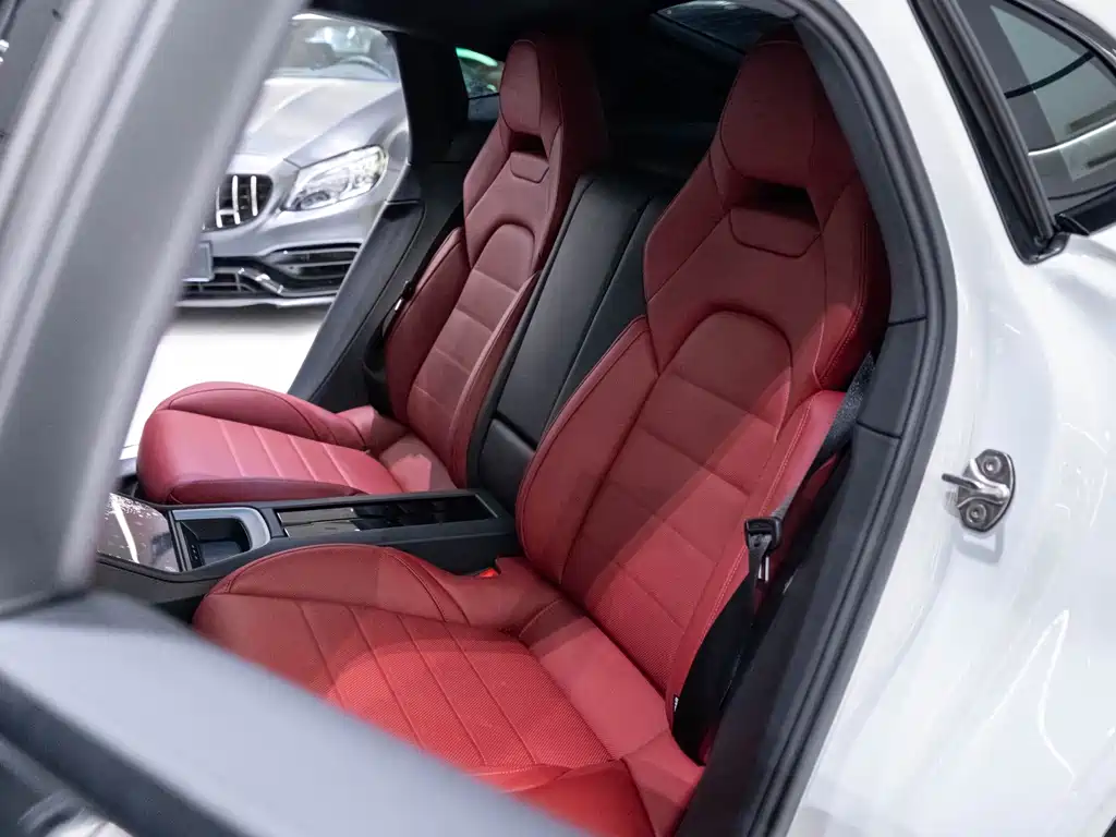 Porsche Panamera 2025 — фото 17