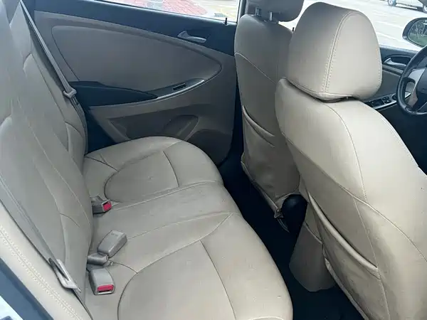 Hyundai Accent 2016