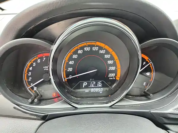 Toyota Yaris L 2022