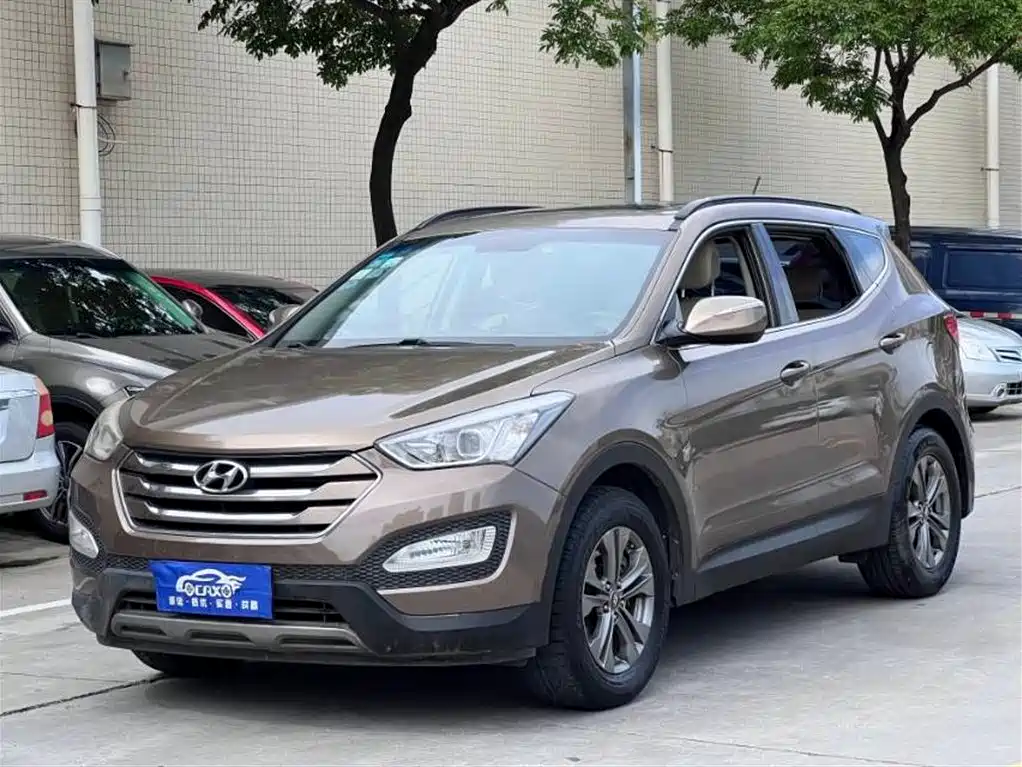 Hyundai Santa Fe 2013 — фото 3