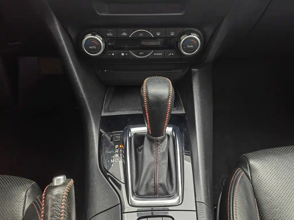 Mazda 3 Angkesela 2015 — фото 13