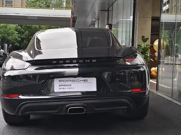 Porsche 718 2017