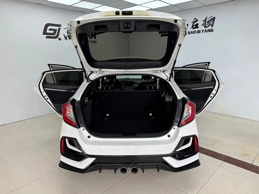 Honda Civic 2020 — фото 21