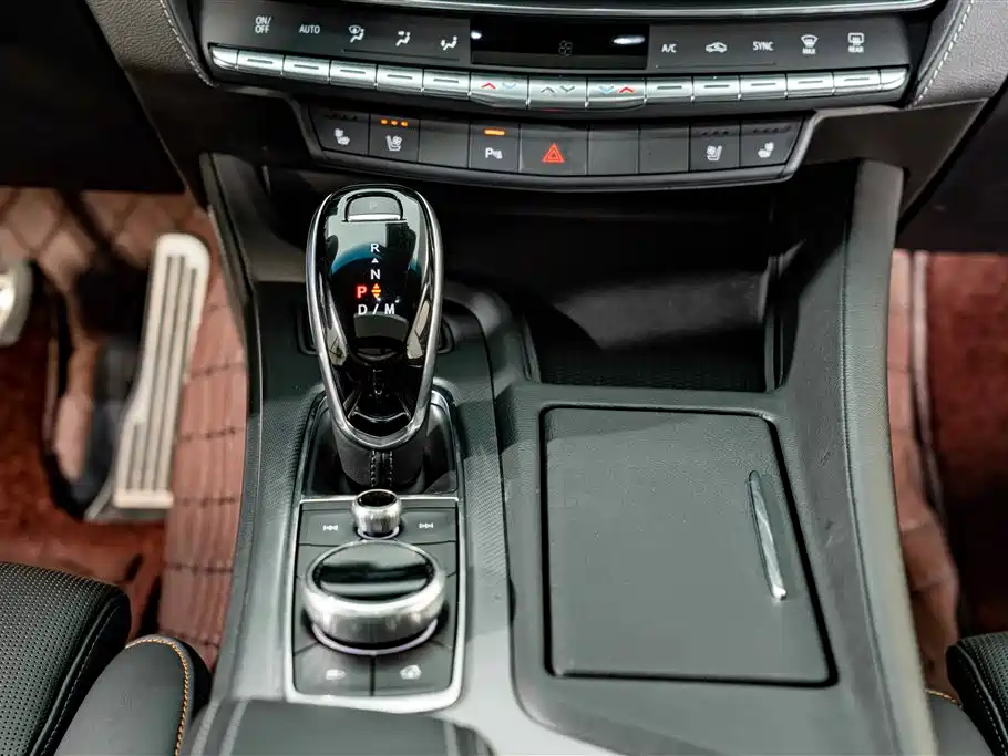 Cadillac CT5 2021 — фото 17