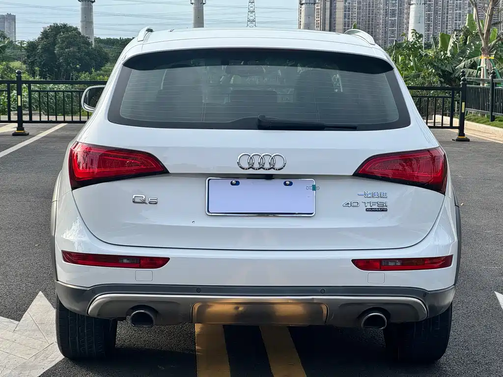 Audi Q5 2018 — фото 9