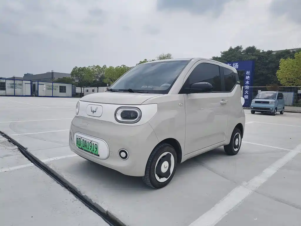 Wuling Hongguang MINIEV 2025