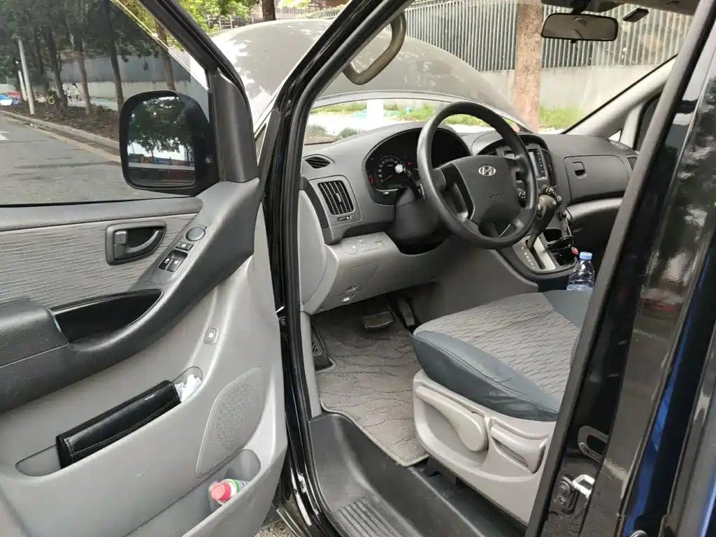 Hyundai H-1 Huiyi 2014 — фото 14