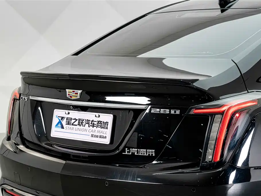 Cadillac CT5 2021 — фото 11