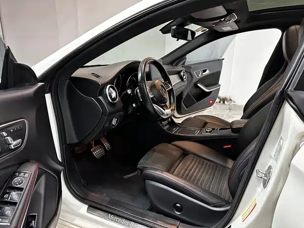 Mercedes-Benz CLA 2017