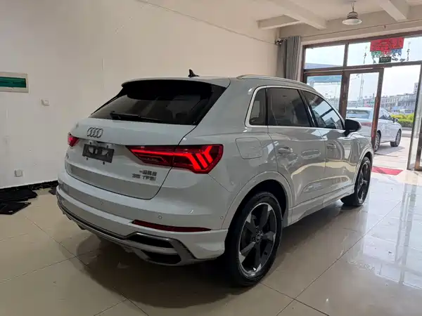 Audi Q3 2022