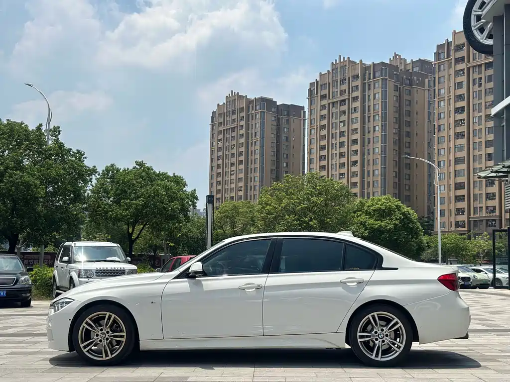 BMW 3 Series 2019