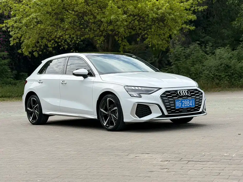 Audi A3 2022 — фото 8