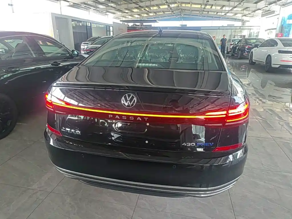 Volkswagen Passat PHEV 2026 — фото 6