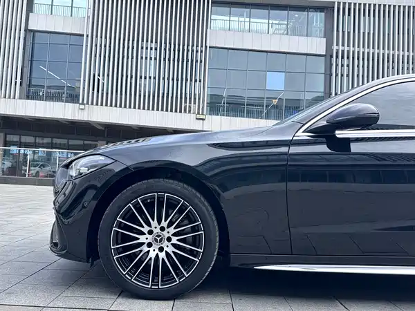 Mercedes-Benz C-Class 2022