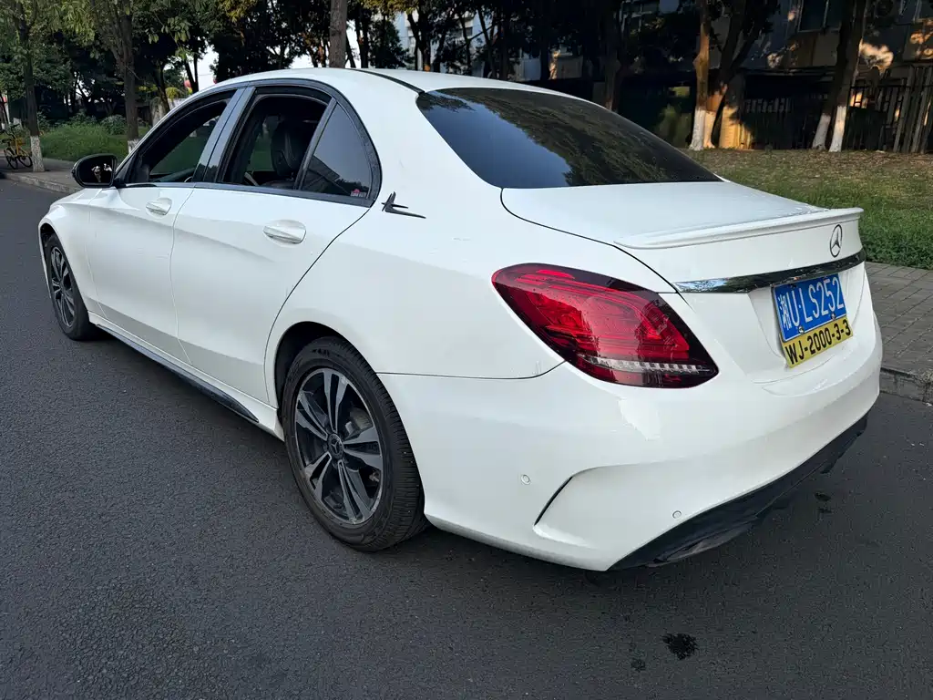 Mercedes-Benz C-Class 2019