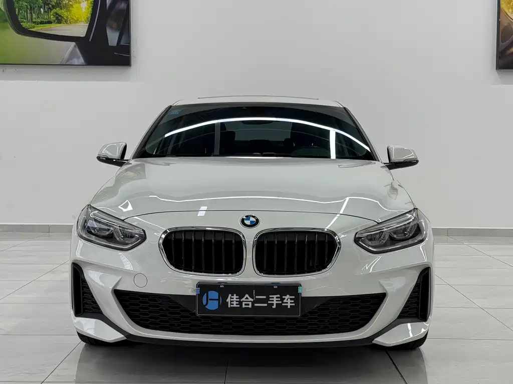 BMW 1 Series 2020 — фото 1