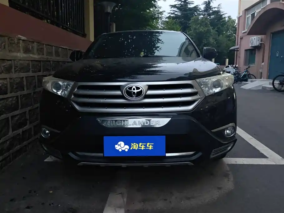 Toyota Highlander 2013 — фото 2