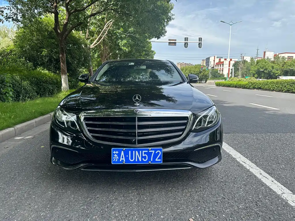 Mercedes-Benz E-Class 2019 — фото 2