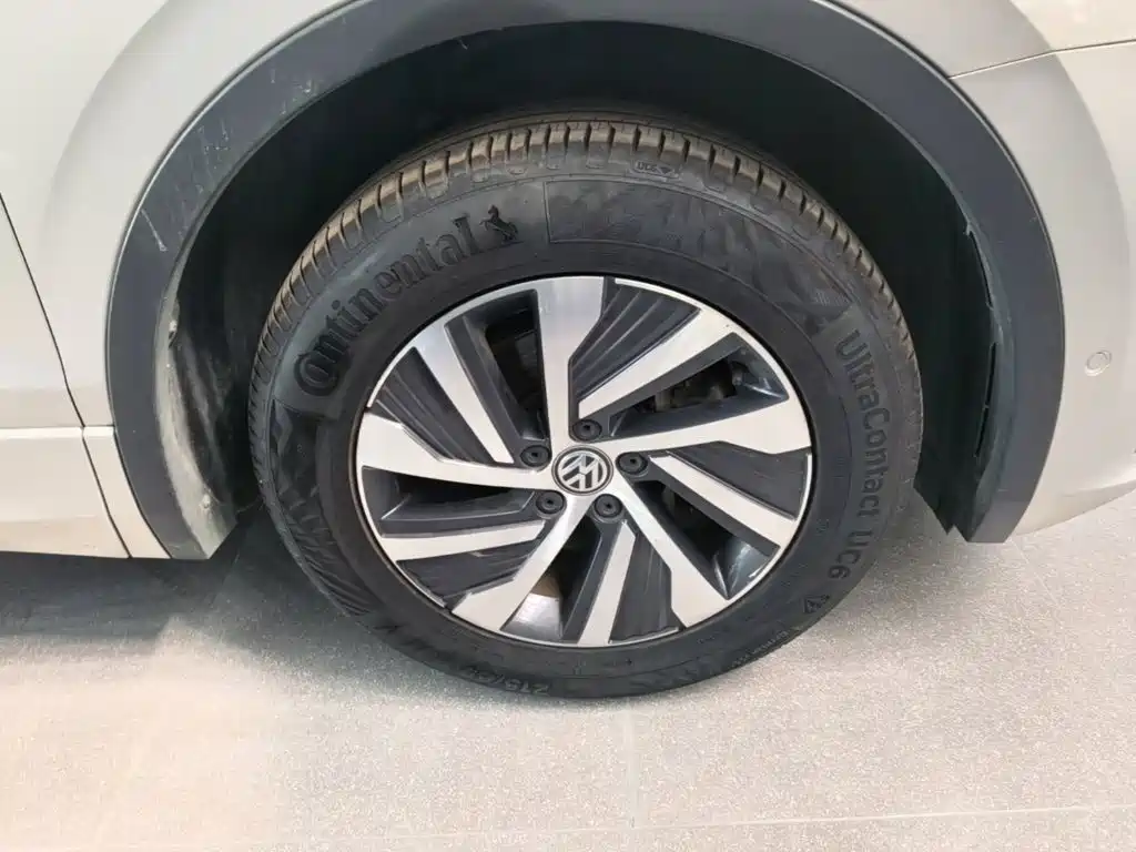 Volkswagen Tiguan L Plug-In Hybrid 2020 — фото 14