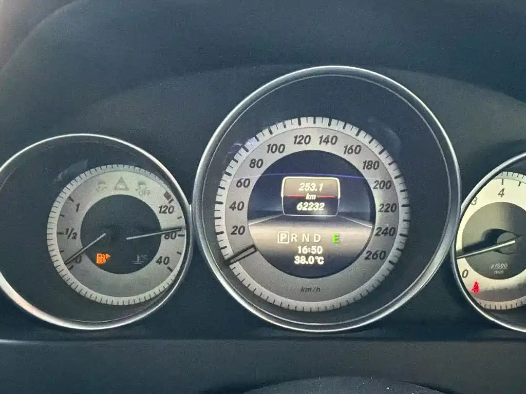 Mercedes-Benz C-Class 2015 — фото 11