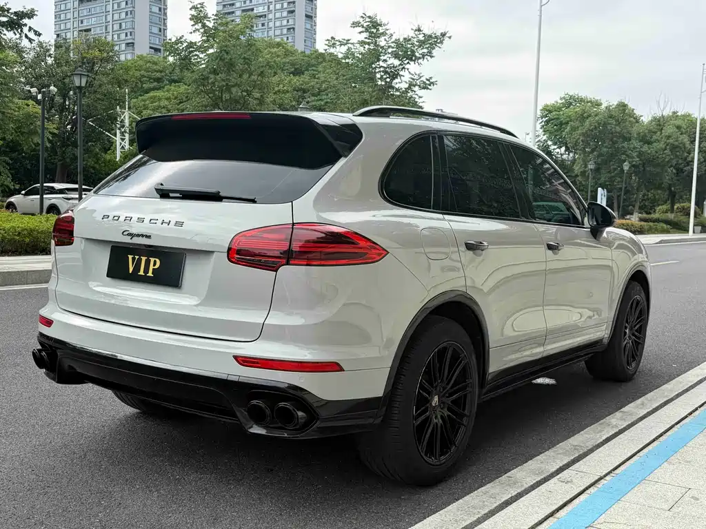 Porsche Cayenne 2015 — фото 5