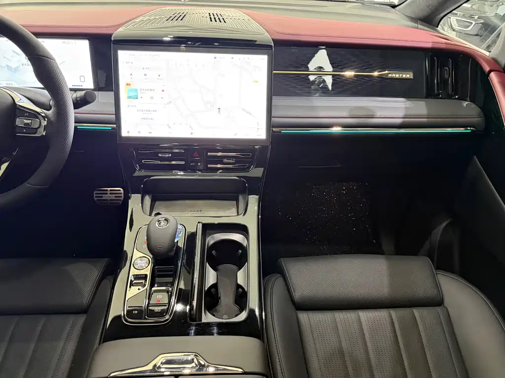GAC Motor Trumpchi M8 2025 — фото 18