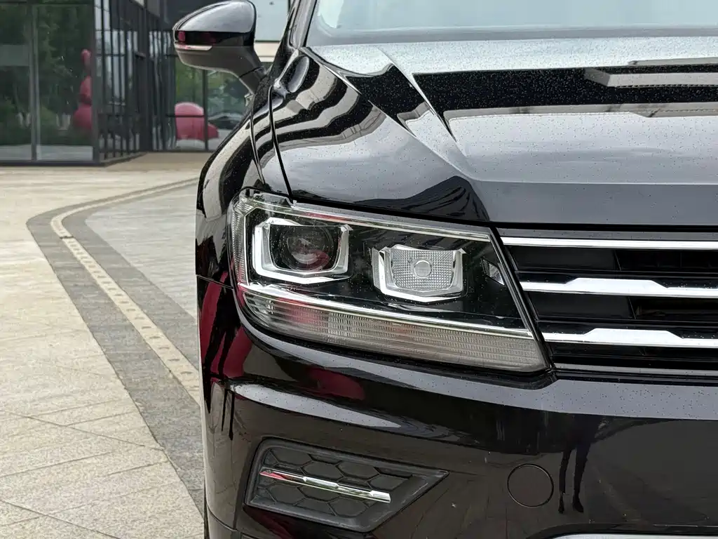 Volkswagen Tiguan L 2018 — фото 19