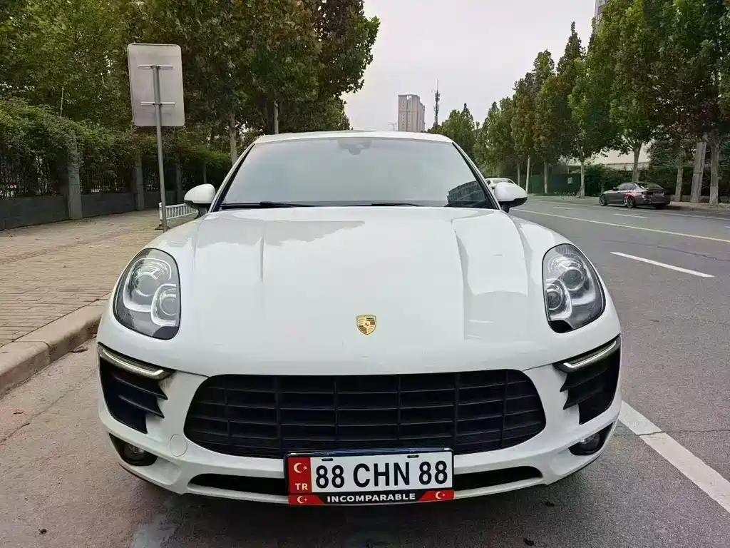 Porsche Macan 2018 — фото 2