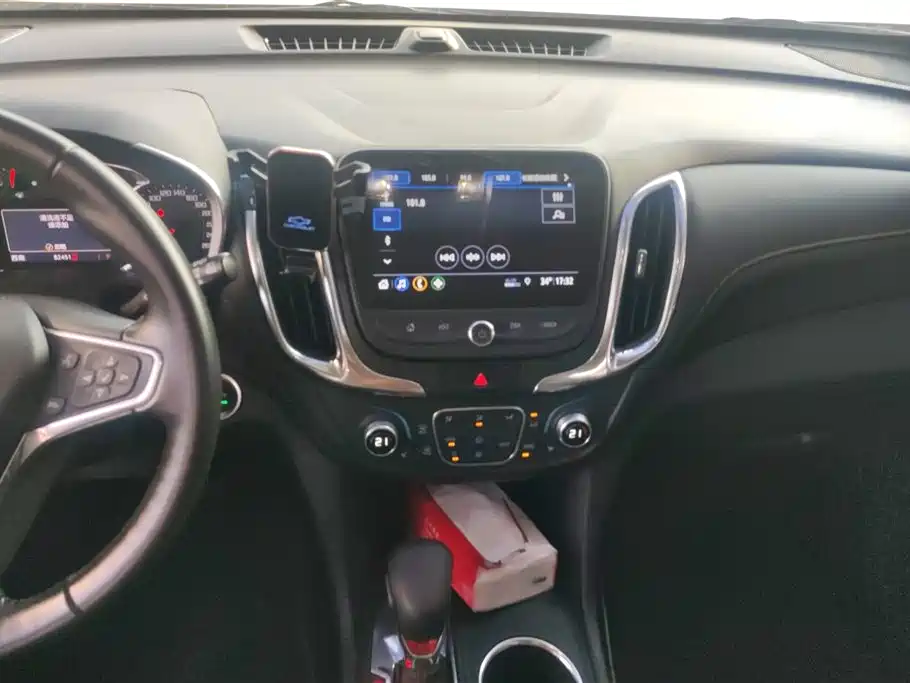 Chevrolet Equinox 2020 — фото 13