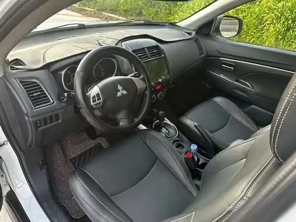 Mitsubishi Jinxuan ASX 2015