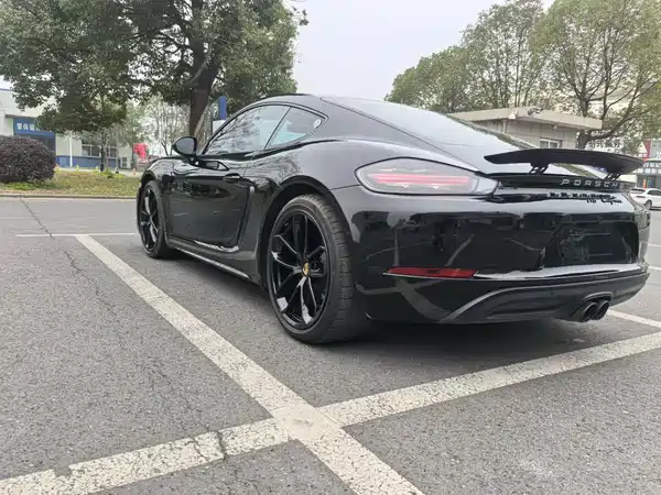 Porsche 718 2025