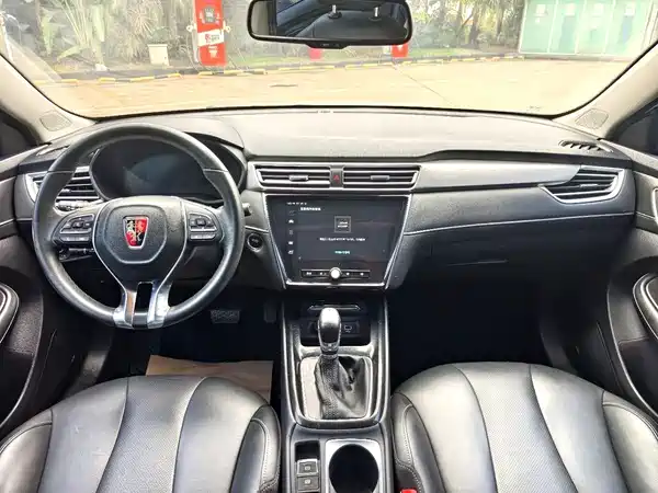 Roewe i5 2019