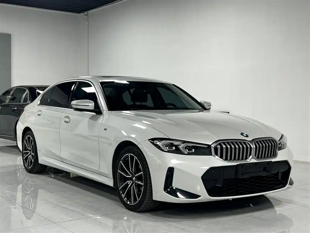 BMW 3 Series 2023